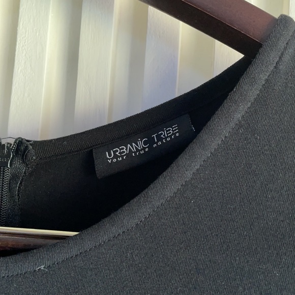 URBANIC TRIBE Onesie Size M Pockets & Zipper - Picture 8 of 10